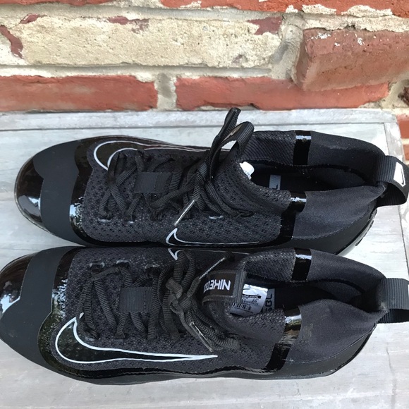 NIKE Alpha Huarache Elite Mid Baseball Cleats - Picture 8 of 8